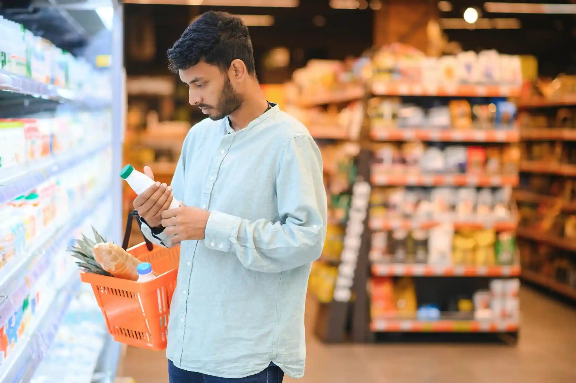 Supermarket and convenience store retail